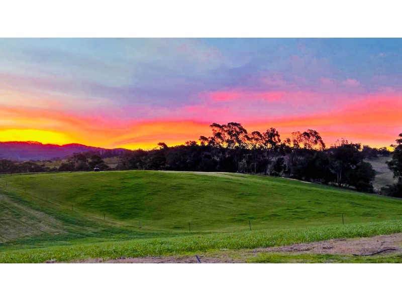 173 B Martins Rd, Oakbank SA 5243