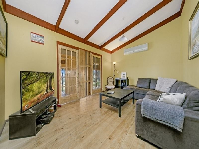 12 Jury Road, Dawesley SA 5252