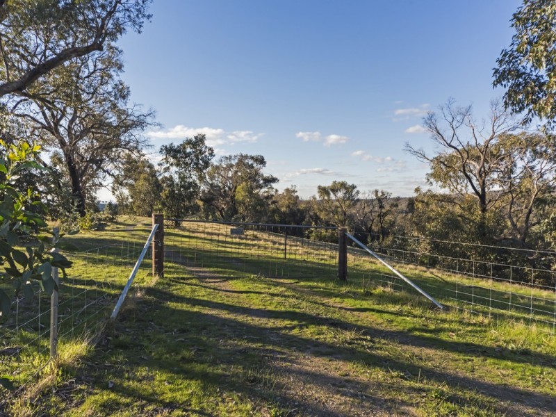 187 Hannaford Hump Rd, Sampson Flat SA 5114