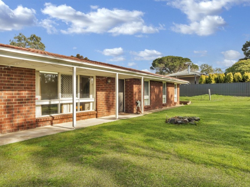 8 Pool Street, Birdwood SA 5234