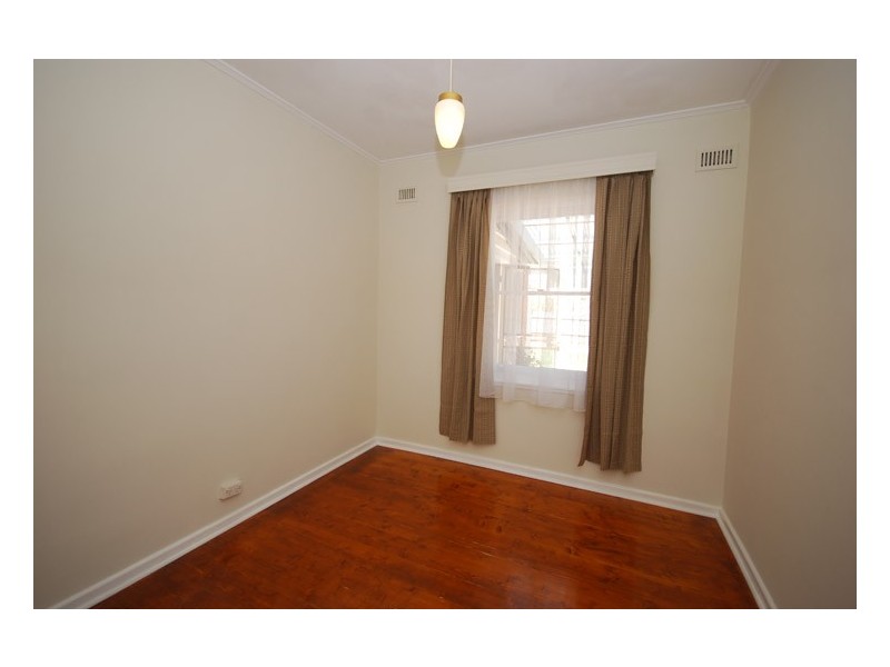 11 Wainwright Street, Clarence Gardens SA 5039