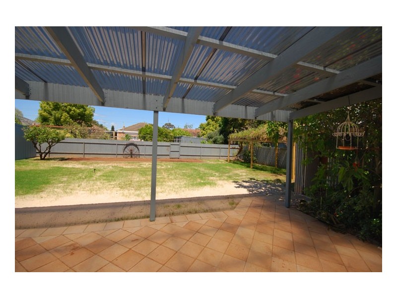 11 Wainwright Street, Clarence Gardens SA 5039