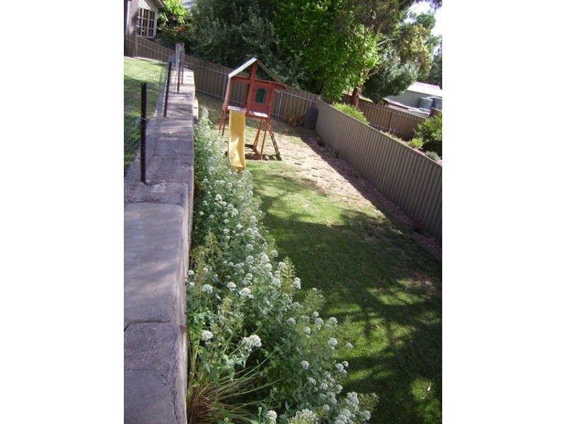 9 Allendale Grove, Woodside SA 5244