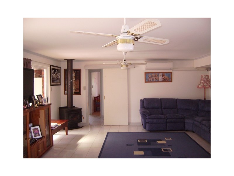 9 Allendale Grove, Woodside SA 5244