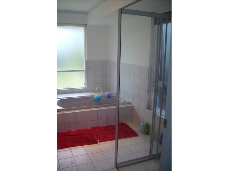 9 Allendale Grove, Woodside SA 5244