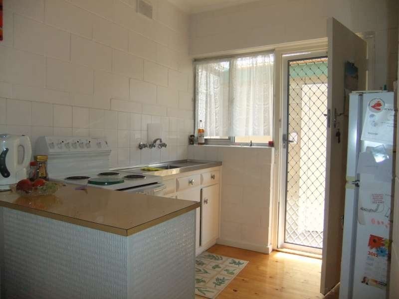 2/34 Arundle Road, Brighton SA 5048