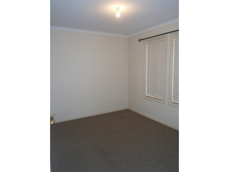 2/24 Jacaranda Drive, Woodside SA 5244