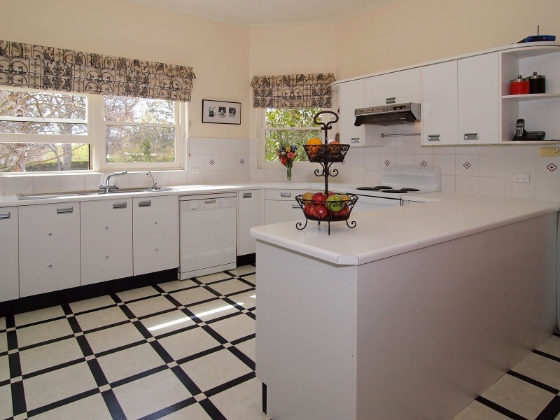 188 Onkaparinga Valley Road, Oakbank SA 5243