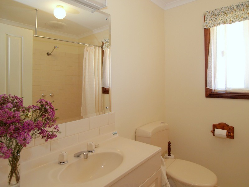 73a Grevillea Way, Woodside SA 5244