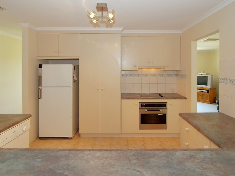 92 Grevillea Way, Woodside SA 5244