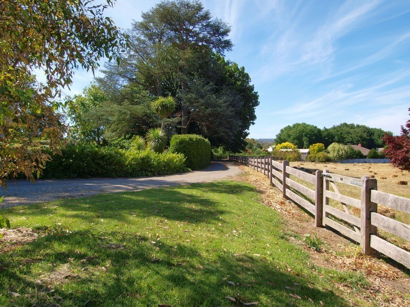 26 Pike Street, Oakbank SA 5243