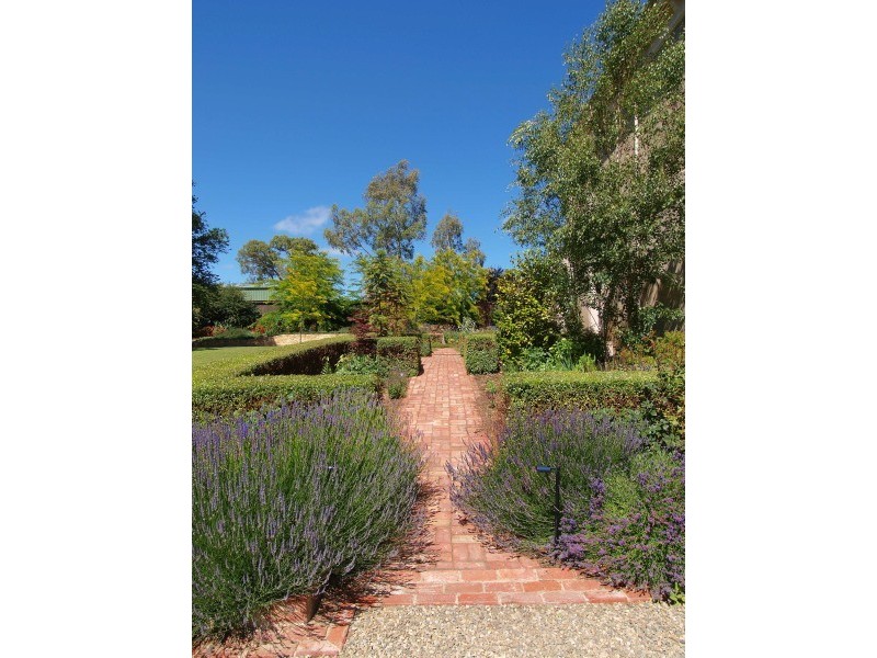 26 Pike Street, Oakbank SA 5243