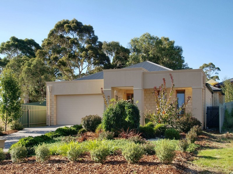 13 St Marks Drive, Woodside SA 5244