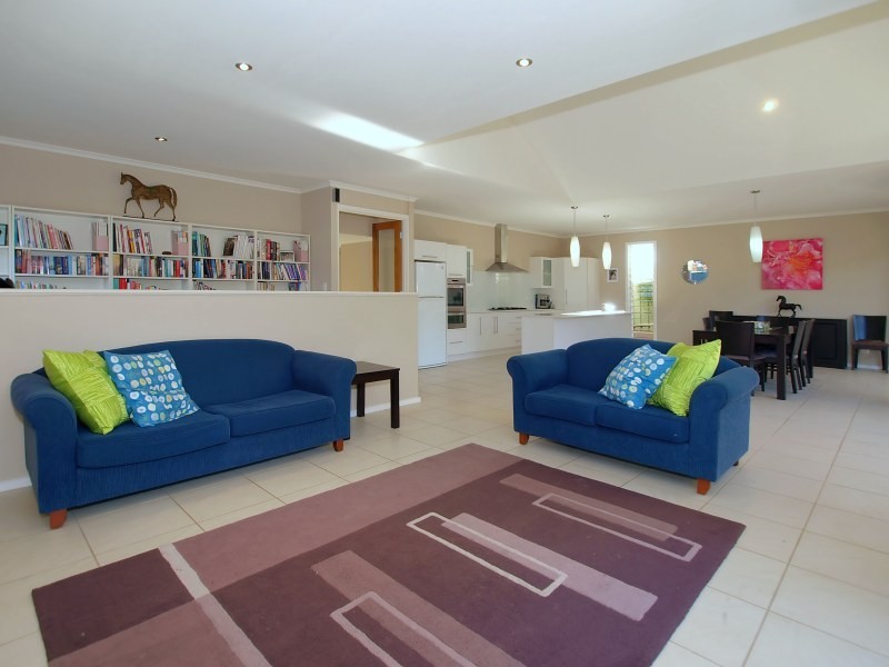 13 St Marks Drive, Woodside SA 5244