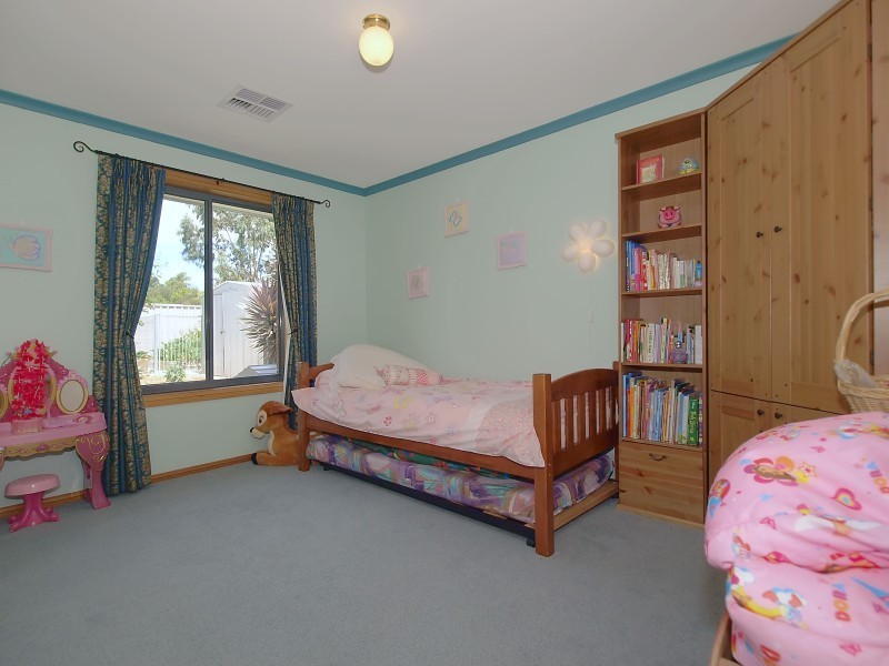 1 Oak Drive, Oakbank SA 5243