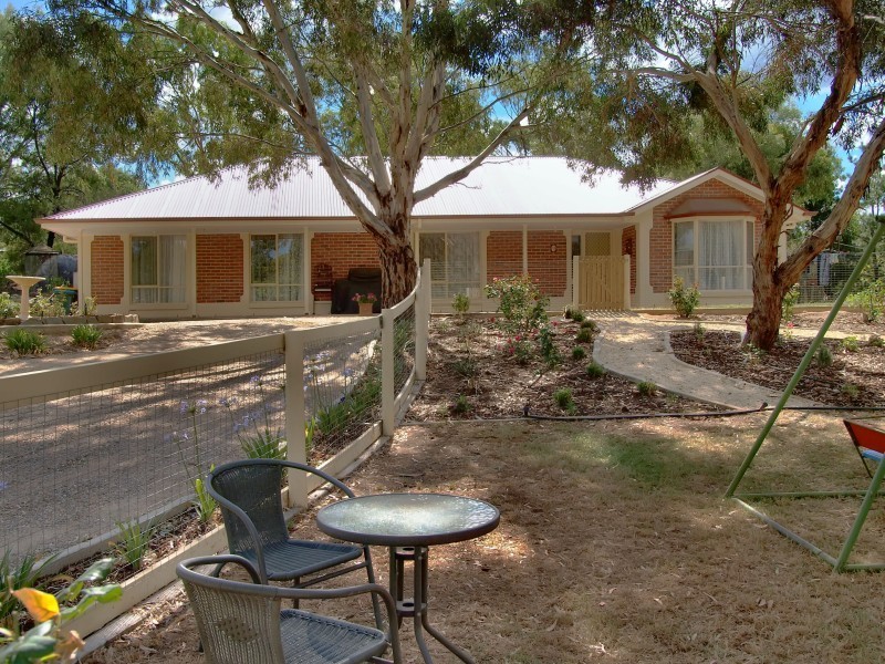 9 Harrogate Road, Harrogate SA 5244