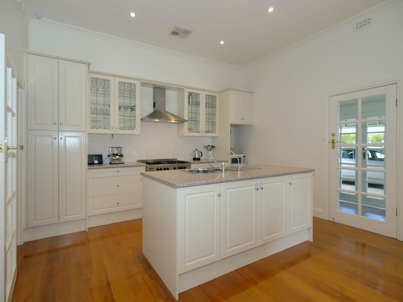109 Mount Barker Road, Hahndorf SA 5245