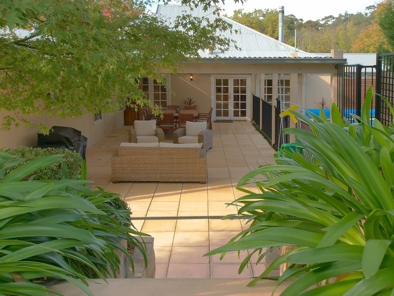 109 Mount Barker Road, Hahndorf SA 5245