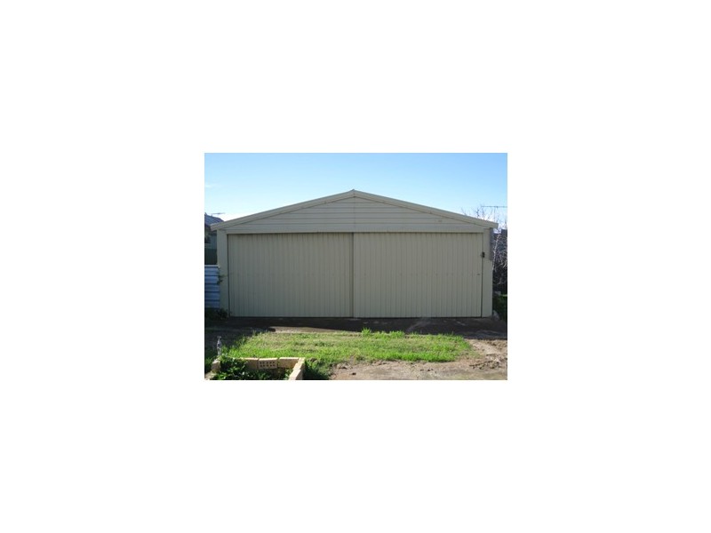 18 Wells Terrace, Price SA 5570