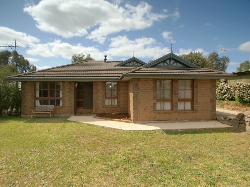 8 Harrogate Road, Harrogate SA 5244