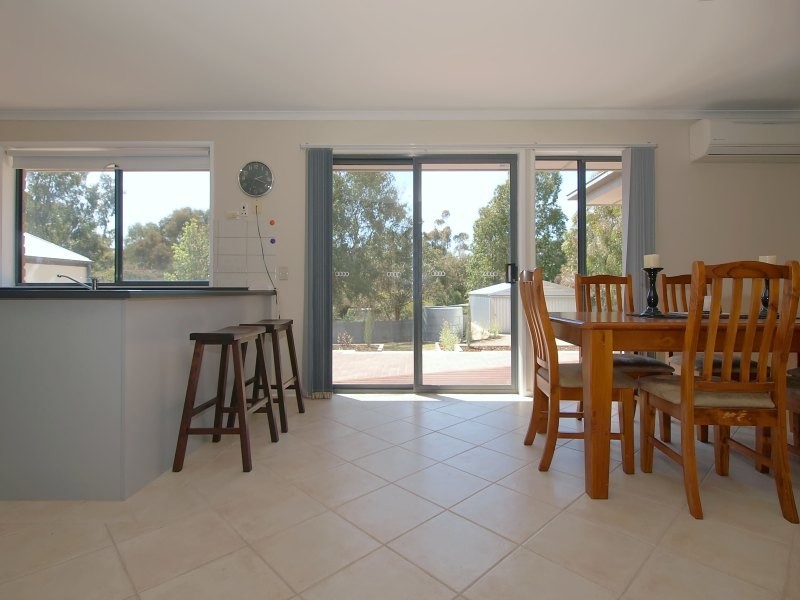 8 Harrogate Road, Harrogate SA 5244