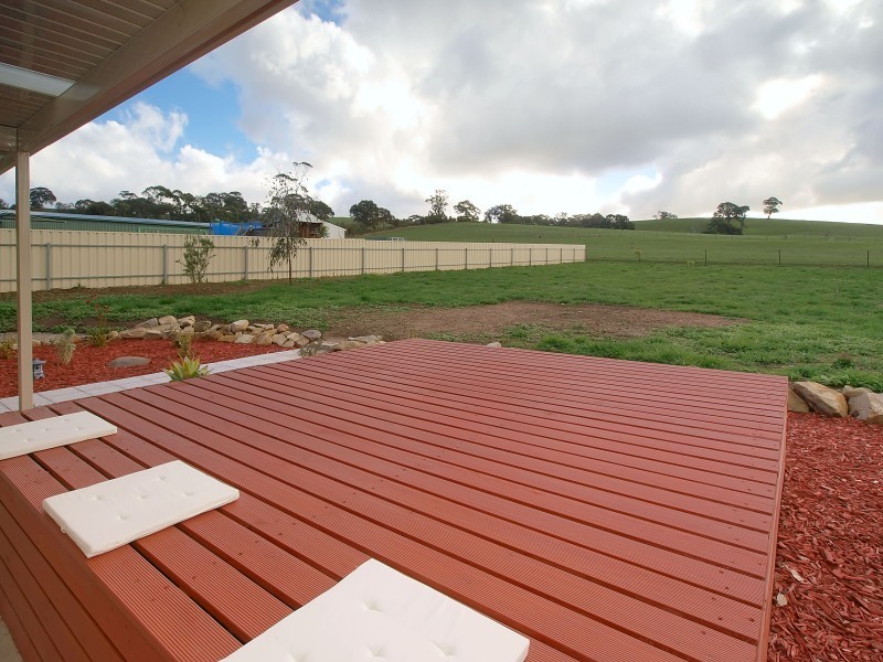 15 Hawthorn Street, Dawesley SA 5252