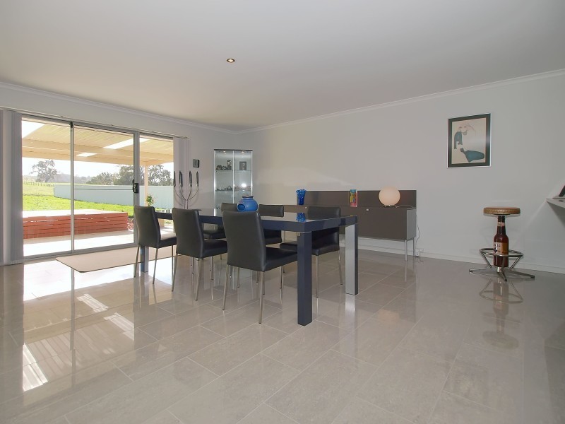 15 Hawthorn Street, Dawesley SA 5252