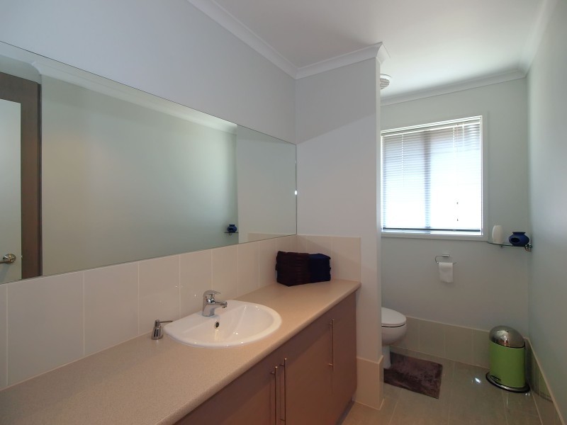 15 Hawthorn Street, Dawesley SA 5252