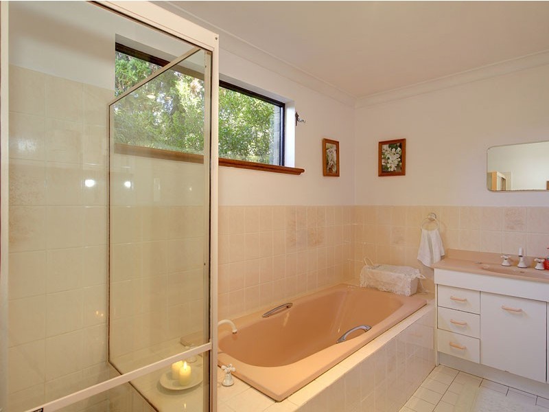 9 Hollidays Road, Summertown SA 5141