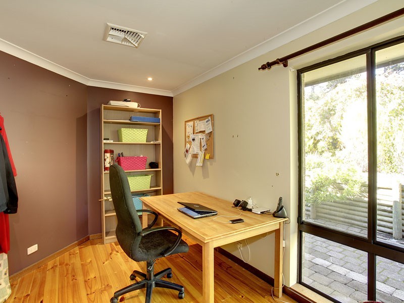 9 Hollidays Road, Summertown SA 5141