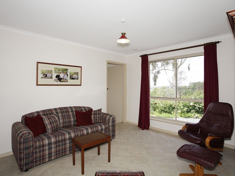 11 Totness Road, Hahndorf SA 5245