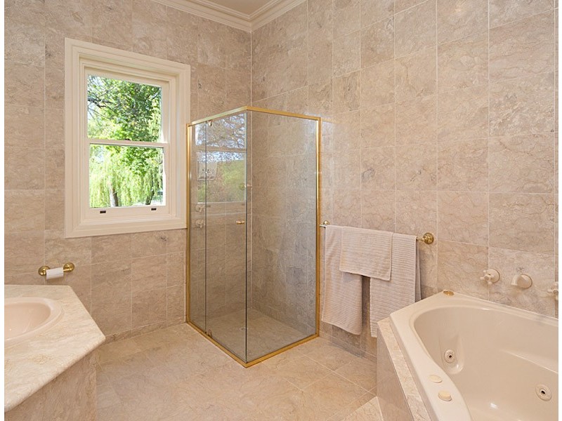 362 Oakwood Road, Oakbank SA 5243