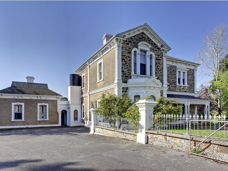 2 Oakwood Road, Oakbank SA 5243