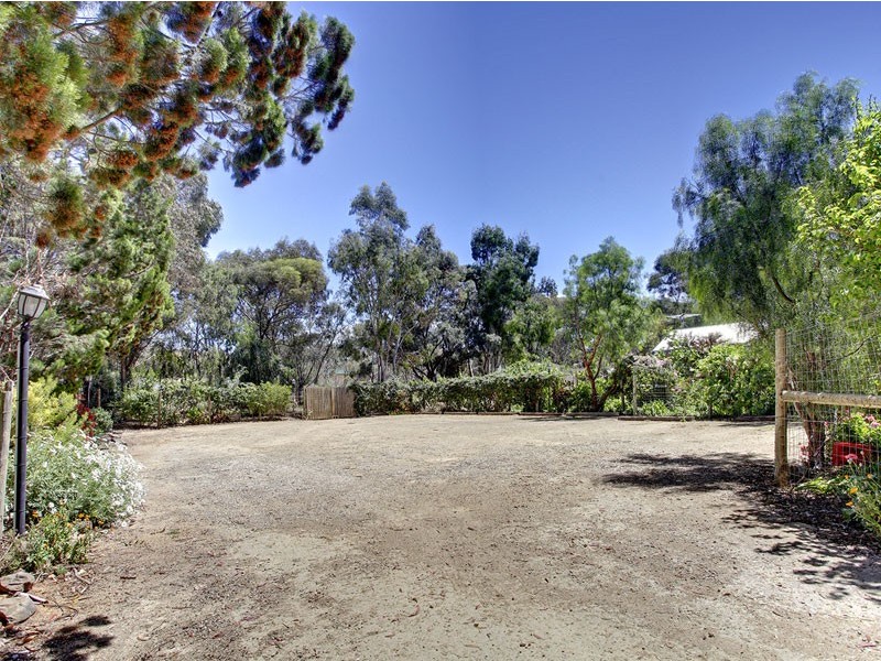 14 Princess Hwy, Kanmantoo SA 5252