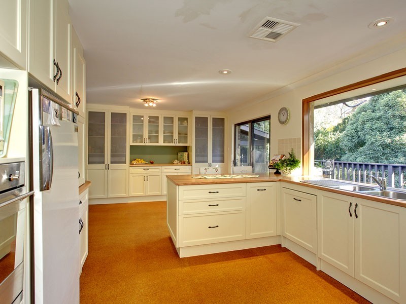 9 Hollidays Road, Summertown SA 5141