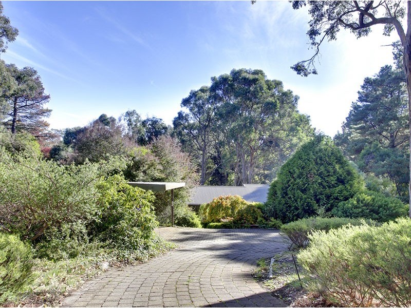 9 Hollidays Road, Summertown SA 5141