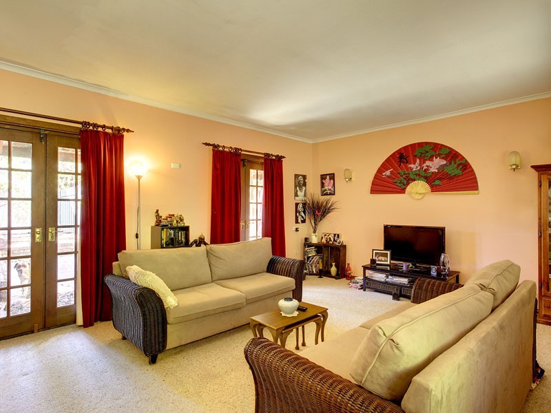 1 Bleeze Street, Birdwood SA 5234