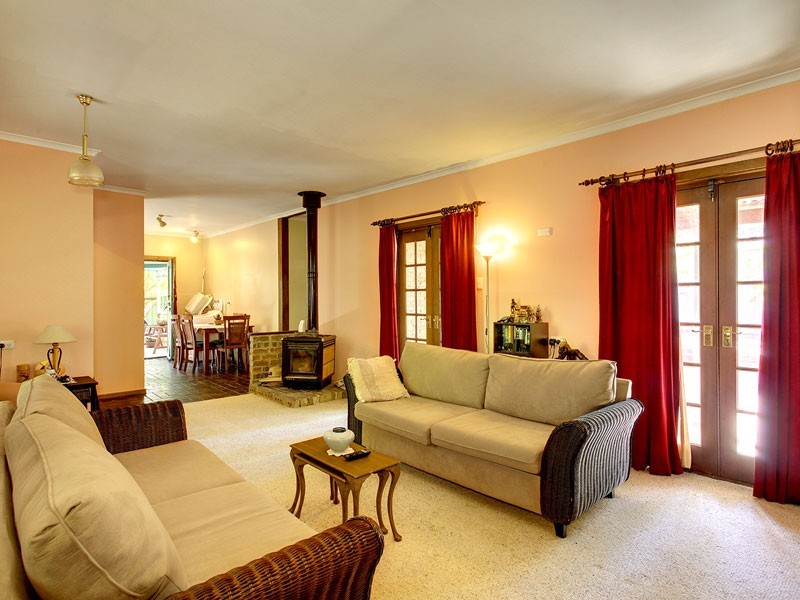 1 Bleeze Street, Birdwood SA 5234