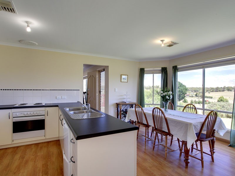 18 Schmiess Road, Echunga SA 5153