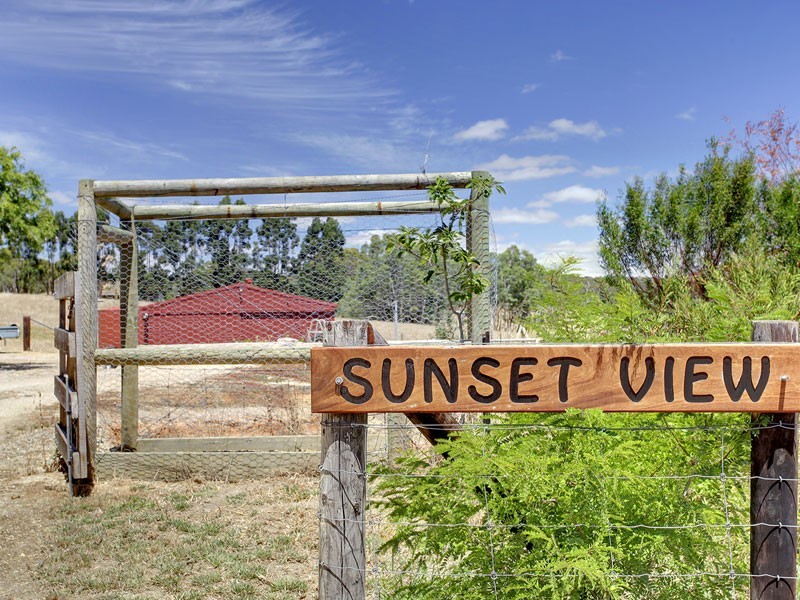 18 Schmiess Road, Echunga SA 5153