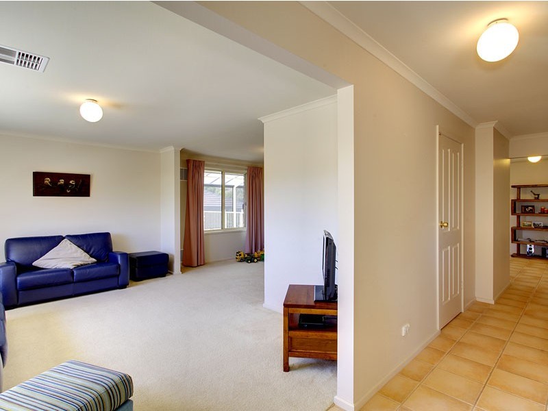 90 Grevillea Way, Woodside SA 5244