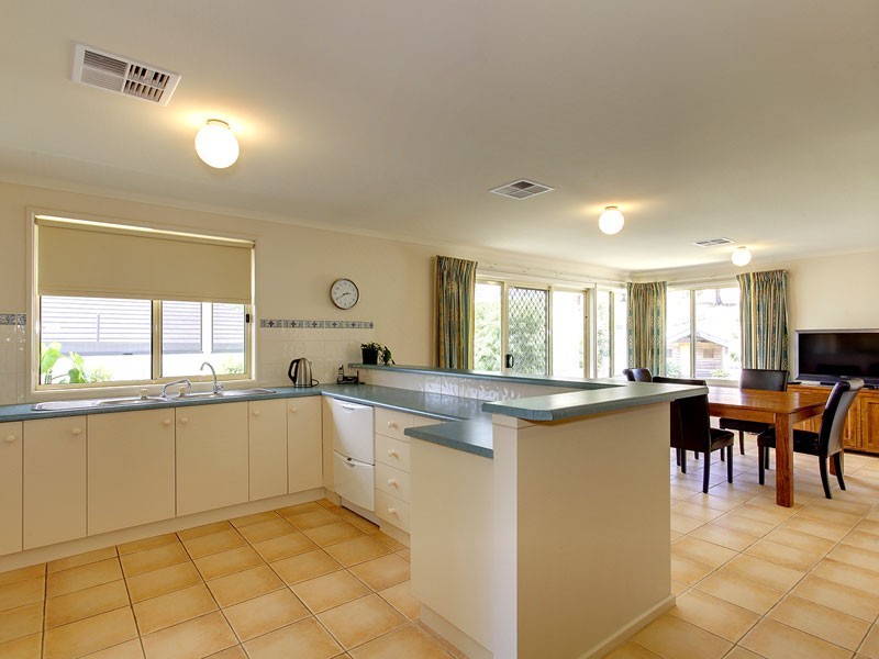 90 Grevillea Way, Woodside SA 5244