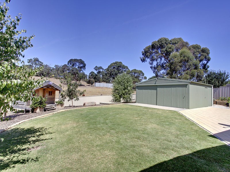 90 Grevillea Way, Woodside SA 5244