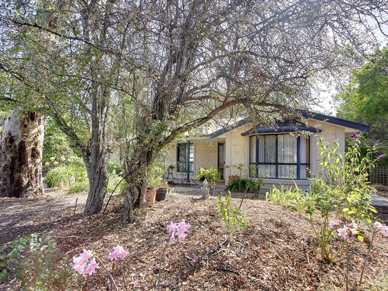 1 Spring Street, Kersbrook SA 5231
