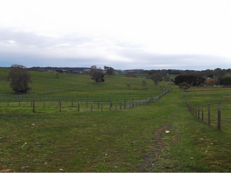 145 Muellers Road, Birdwood SA 5234