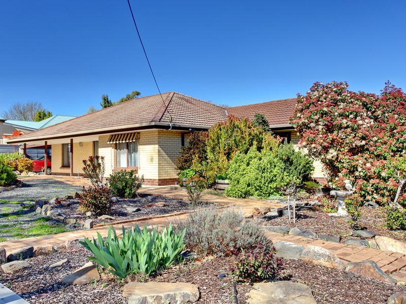 9 Oakwood Road, Oakbank SA 5243