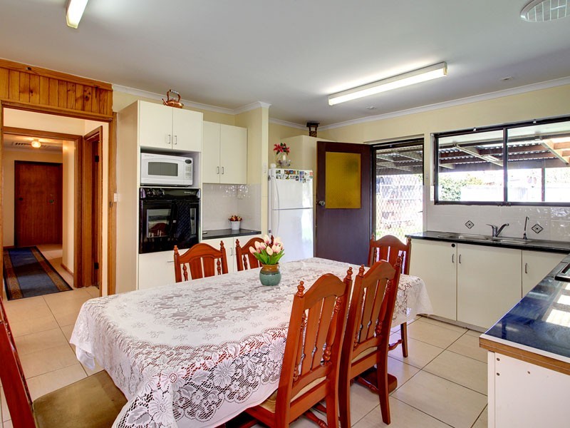 9 Oakwood Road, Oakbank SA 5243