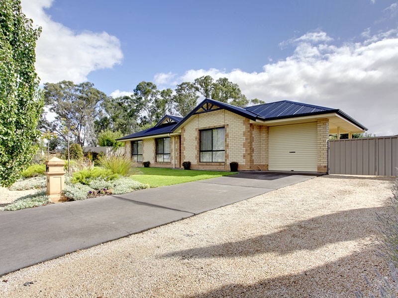 14 Finlayson Street, Mount Barker SA 5251