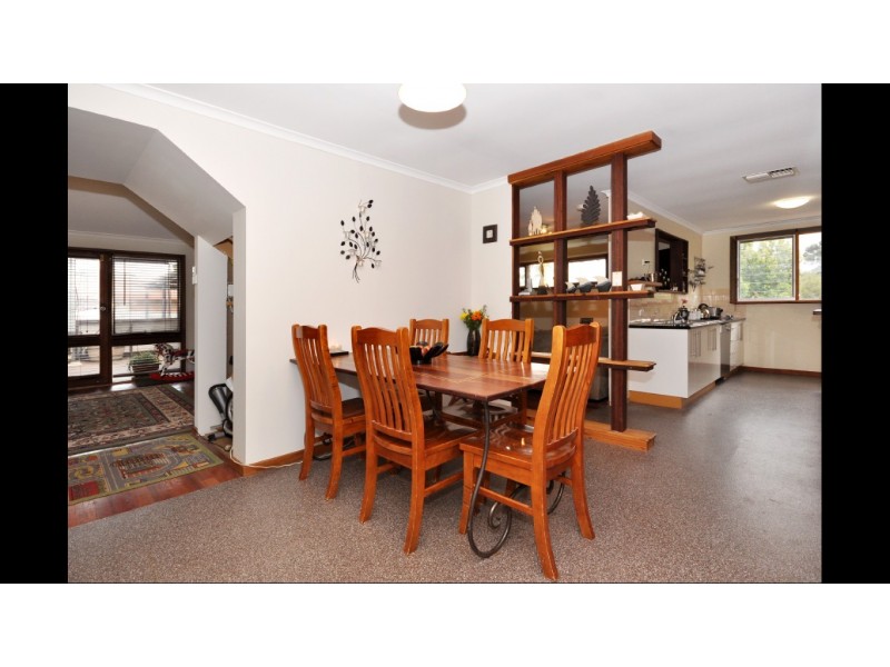 4 Alberg Avenue, Mount Barker SA 5251