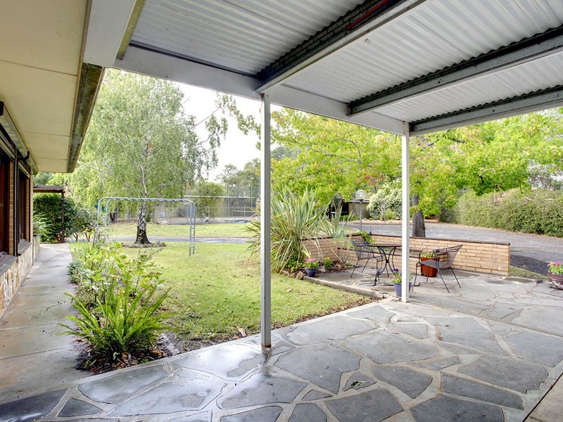 33 Sandow Road, Verdun SA 5245